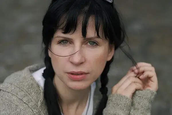 Czy modelka może mieć blizny? Prawda, która zmieni twoje myślenie o urodzie