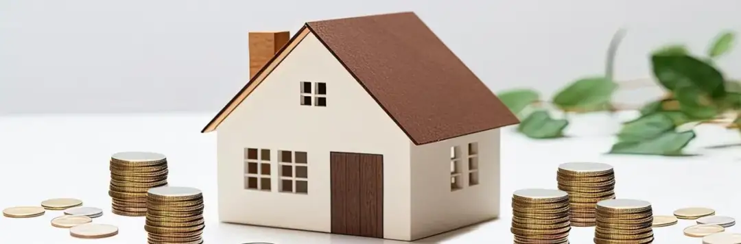 Tarif démoussage toiture : Évitez les coûts cachés et économisez