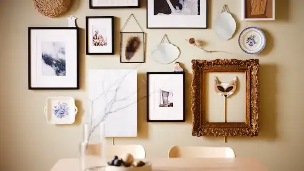 Jak stworzyć efektowną ścianę z ramkami na zdjęcia - 5 kroków