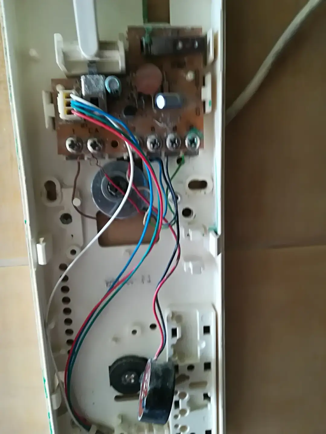 Jak łatwo podłączyć unifon IKA PD2 bez błędów i stresu w domu