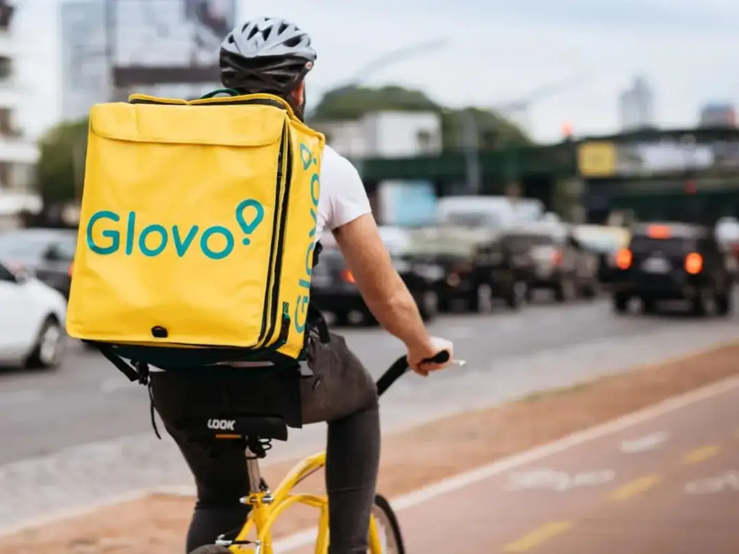 Jak zatrudnić się w Glovo? Oto kluczowe kroki i wymagania