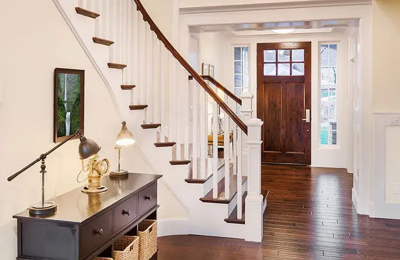 Stylowe urządzenie klatki schodowej - inspiracje i pomysły aranżacyjne