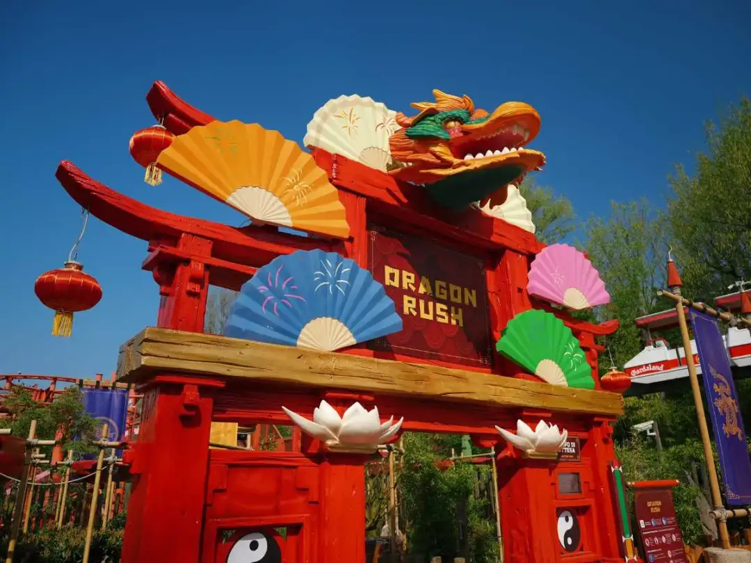 Gardaland 2025: Attrazioni, Novità e Guida Completa per la Tua Visita