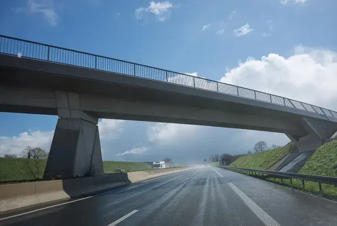 Ile kosztują autostrady we Francji? Sprawdź, jak zaoszczędzić na opłatach