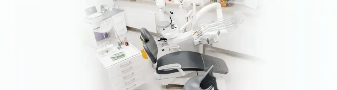 Gdzie z bólem zęba Bydgoszcz? Sprawdzone miejsca na pomoc dentystyczną