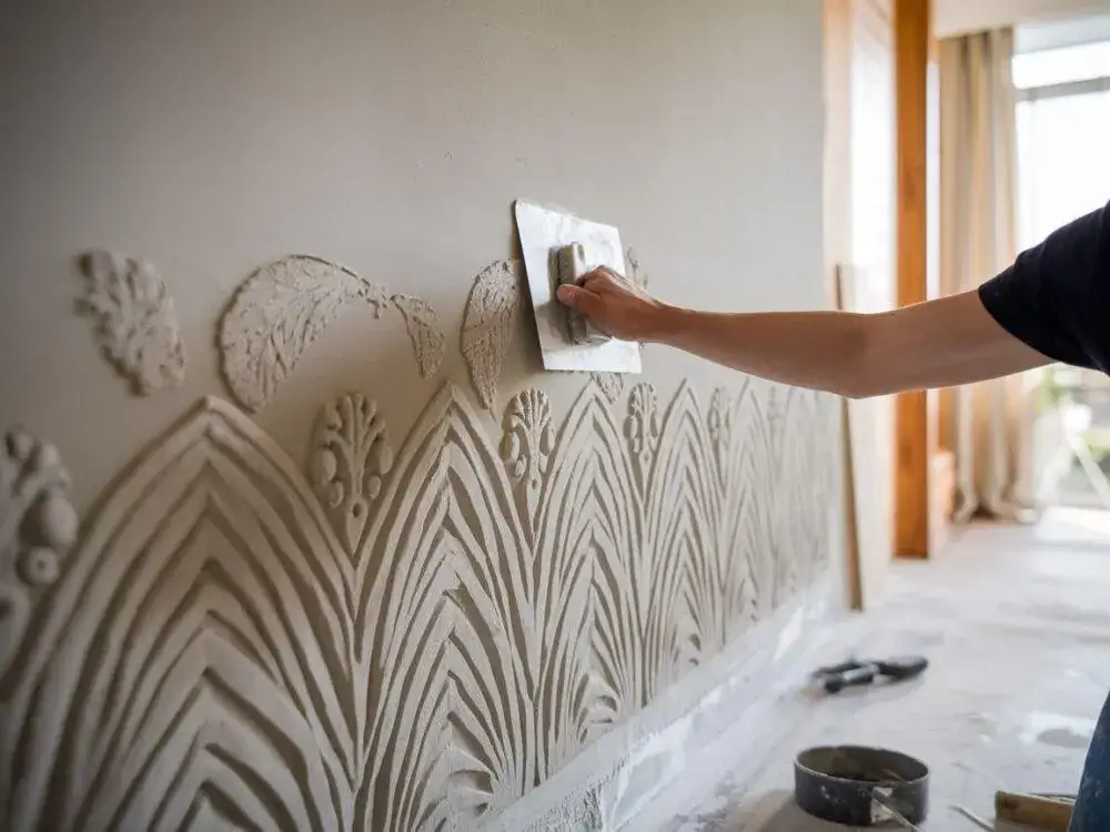 Wzory z gipsu na ścianie: Jak stworzyć efekt WOW w domu?