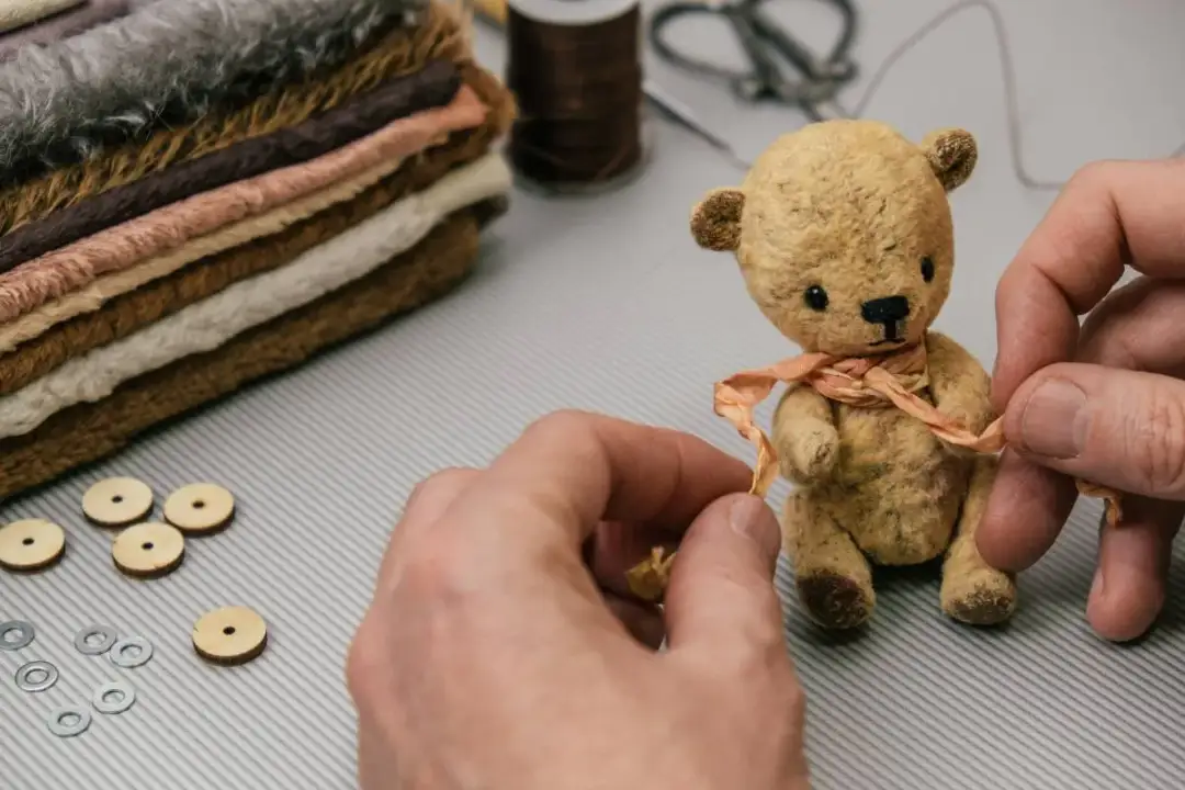 Jak uszyć misia z materiału szablon – proste kroki i porady dla każdego