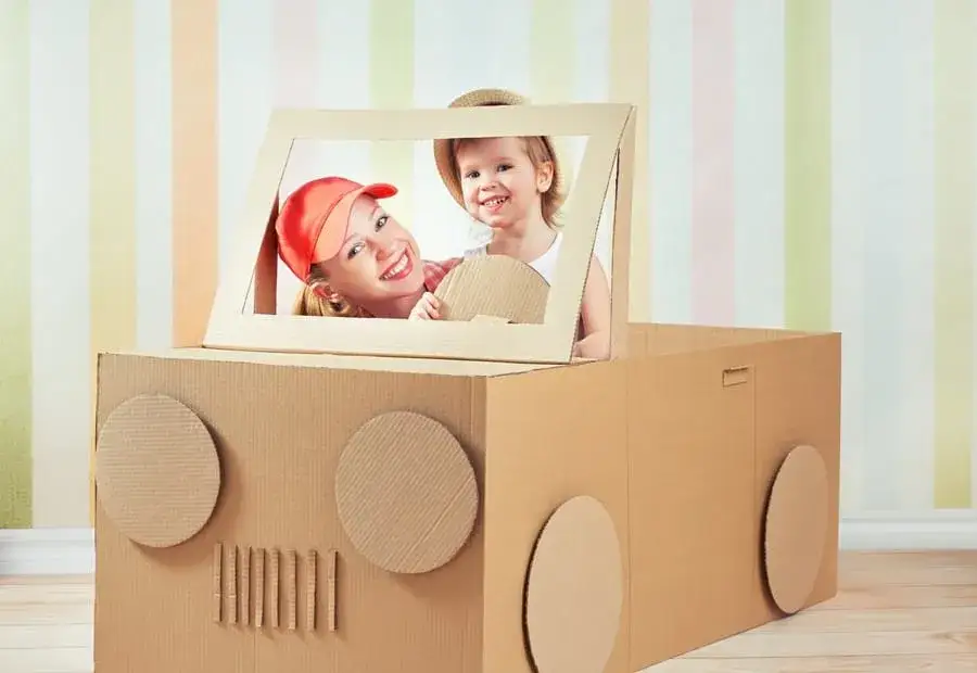 Prosty domek z kartonu dla dzieci. Zrób to sam bez stresu i kosztów