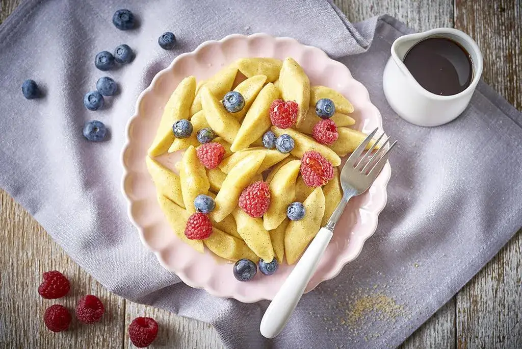 Z czym podawać kluski leniwe na słodko? Proste i pyszne pomysły na urozmaicenie dania