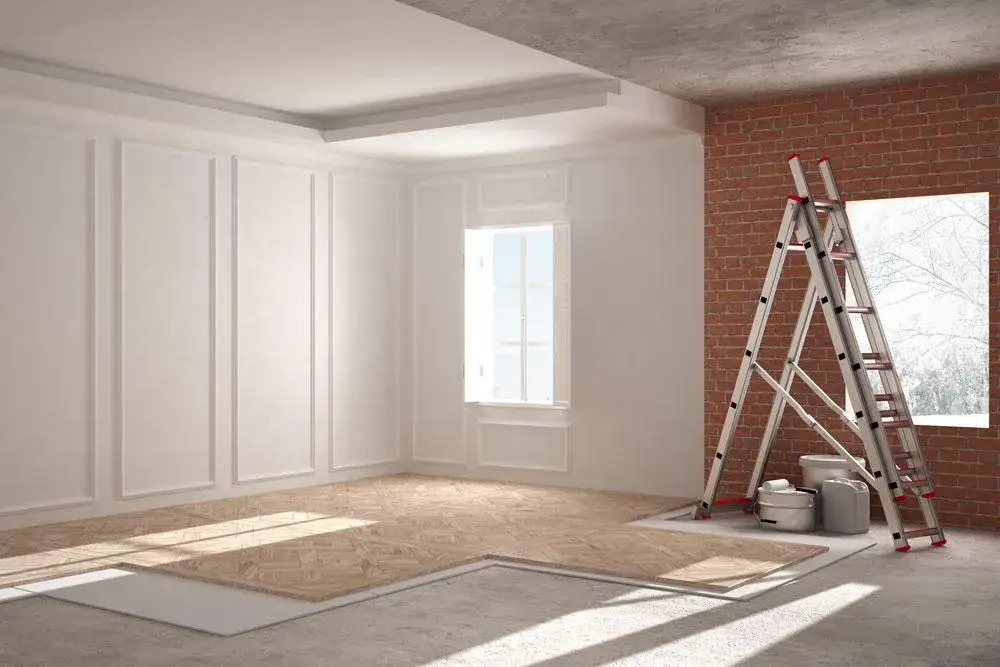 Jak malować sufit względem okna: 5 trików dla idealnego efektu