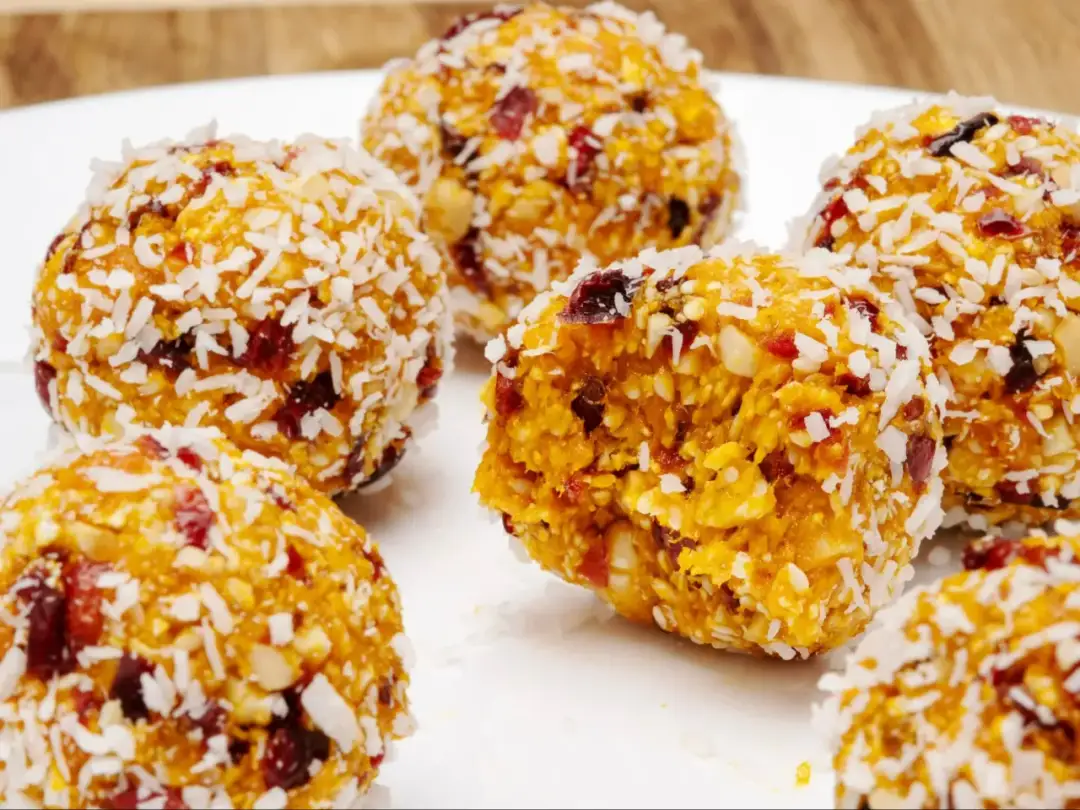 Kulki mocy: Zdrowa przekąska bez cukru - przepisy i porady