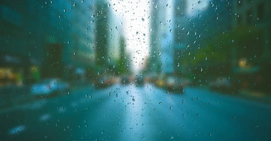 7 genialnych patentów na wykorzystanie deszczówki