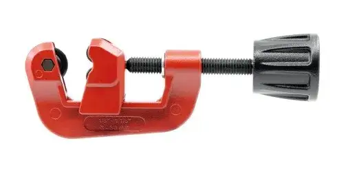 Obcinak do rur PP: Który model wybrać do prac hydraulicznych?