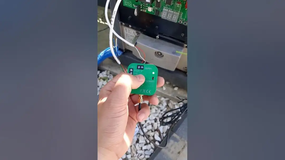 Jak podłączyć sterownik do bramy: uniknij najczęstszych błędów