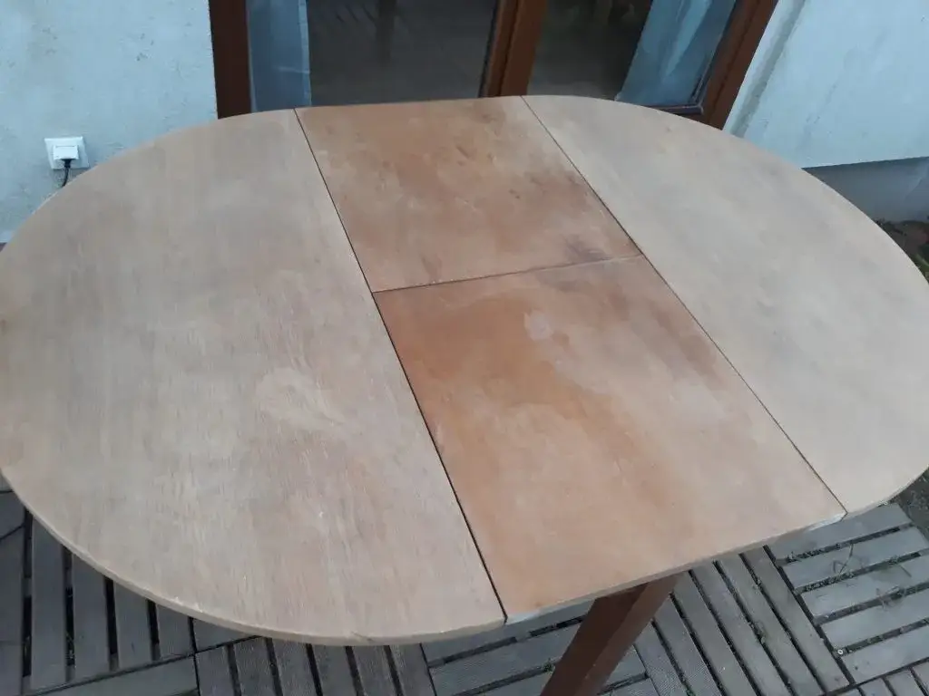 Jak odnowić stół fornirowany i uniknąć kosztownych błędów