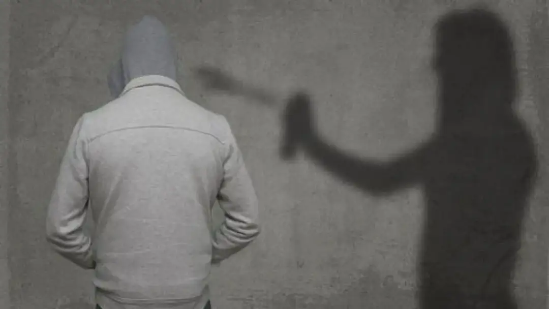 Gaz pieprzowy: Legalna i skuteczna samoobrona krok po kroku.