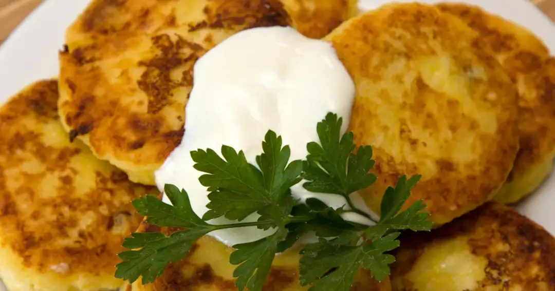 Jakie przyprawy do placków ziemniaczanych, aby nie zepsuć smaku?