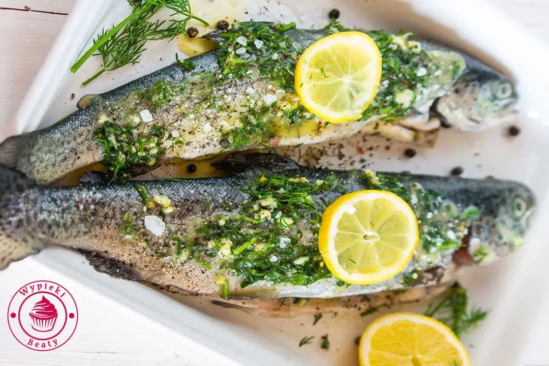 Pstrąg idealny: Jaka solanka do wędzenia, pieczenia, grilla?