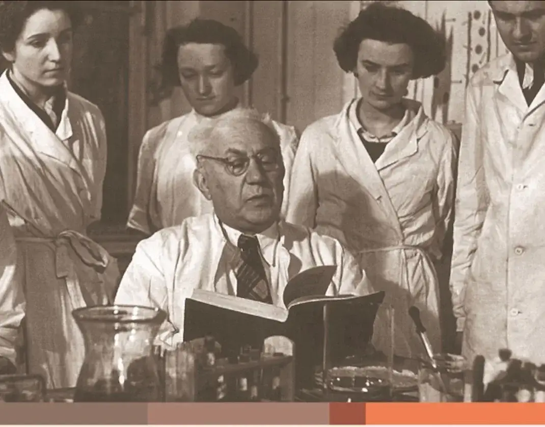 Kto odkrył grupy krwi? Niezwykła historia i kluczowe odkrycia