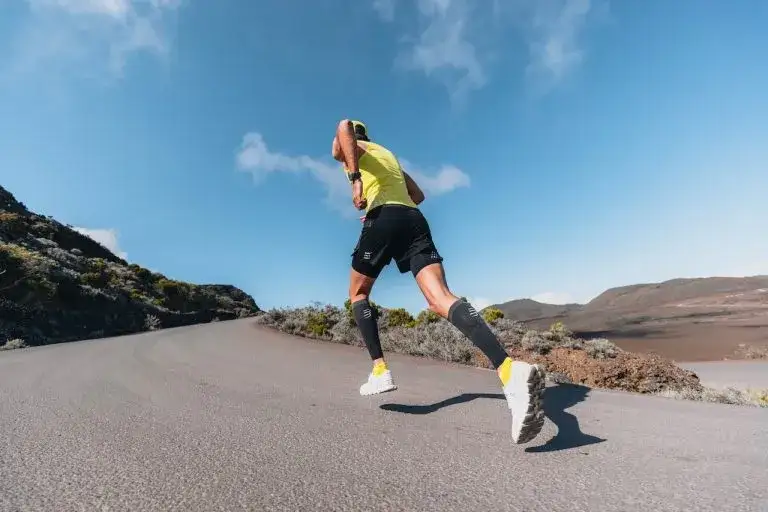 Ile po jedzeniu można biegać, aby uniknąć problemów żołądkowych?