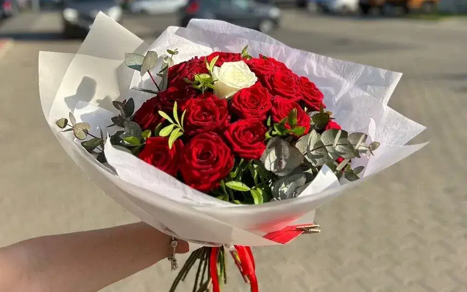 Kwiaty na Walentynki: Wybierz idealny bukiet i wyraź swoje uczucia