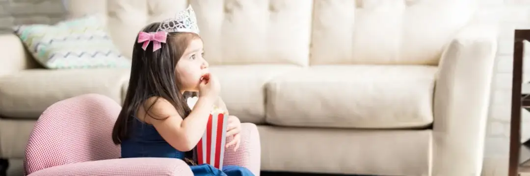 Od kiedy dziecko może oglądać bajki? Sprawdź zalecenia ekspertów