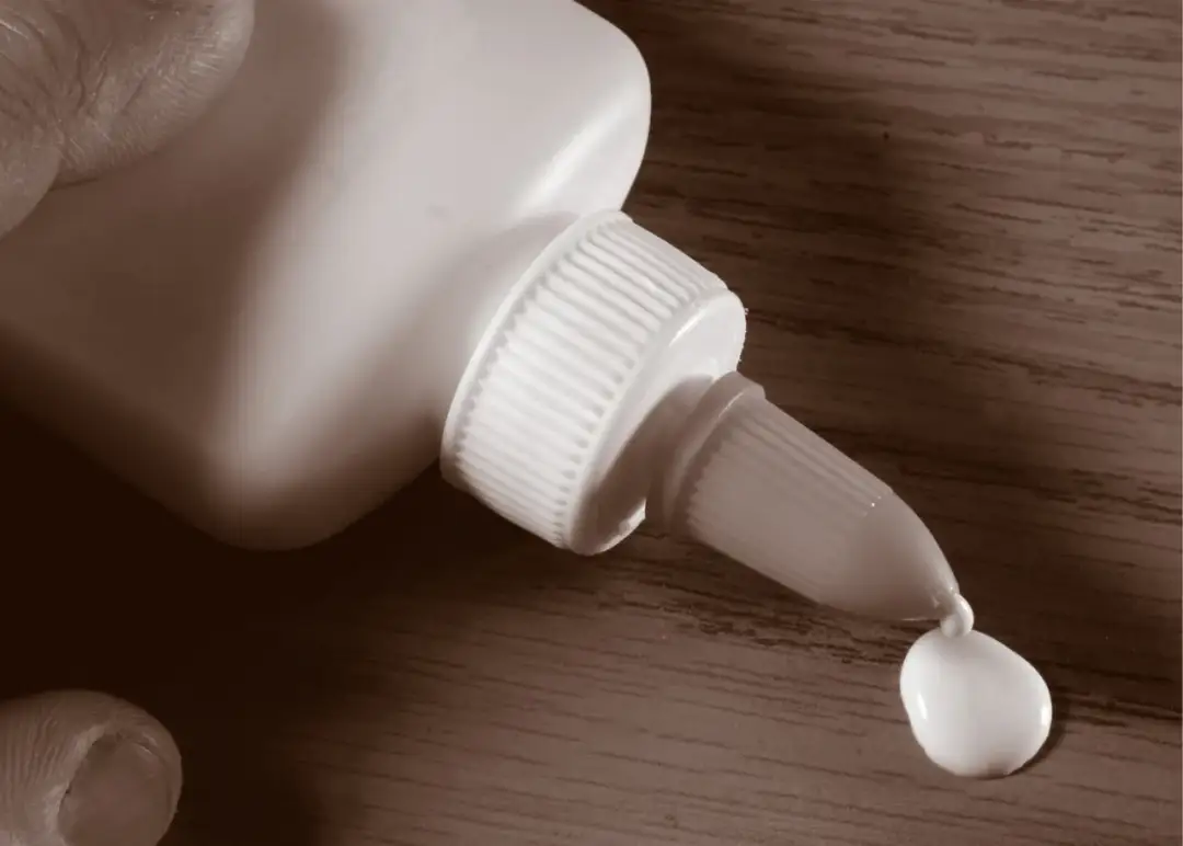 Czym skleić gumę? Michał Głowacki zdradza sekrety trwałej naprawy.