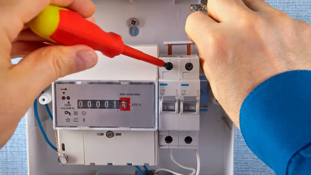 Jak odczytać licznik dwukierunkowy? Poradnik dla tych co mają problem