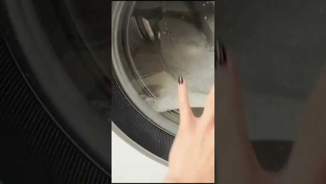 Jak skutecznie stosować tabletki do czyszczenia pralki i uniknąć problemów