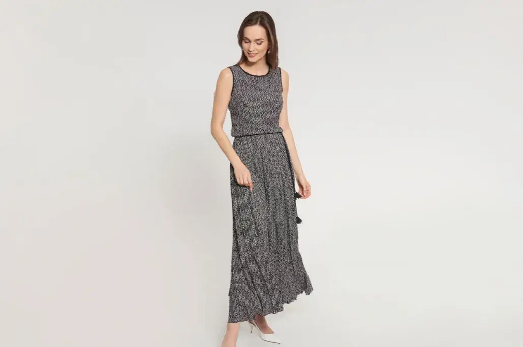 Jak dopasować długość sukienki do wzrostu? Porady i triki