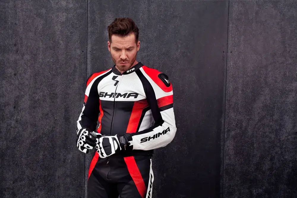 Jak dobrać kombinezon motocyklowy, aby zapewnić maksymalne bezpieczeństwo i komfort