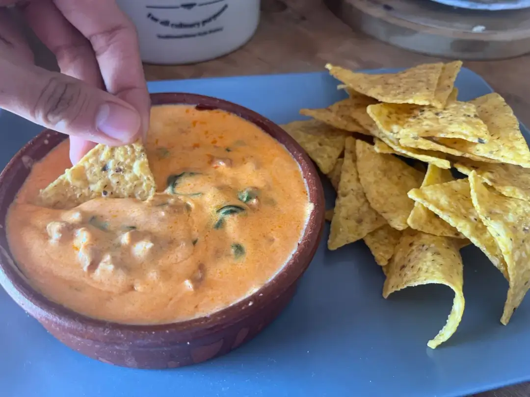 Salsa de queso para nachos VIPS: receta irresistible y fácil de preparar