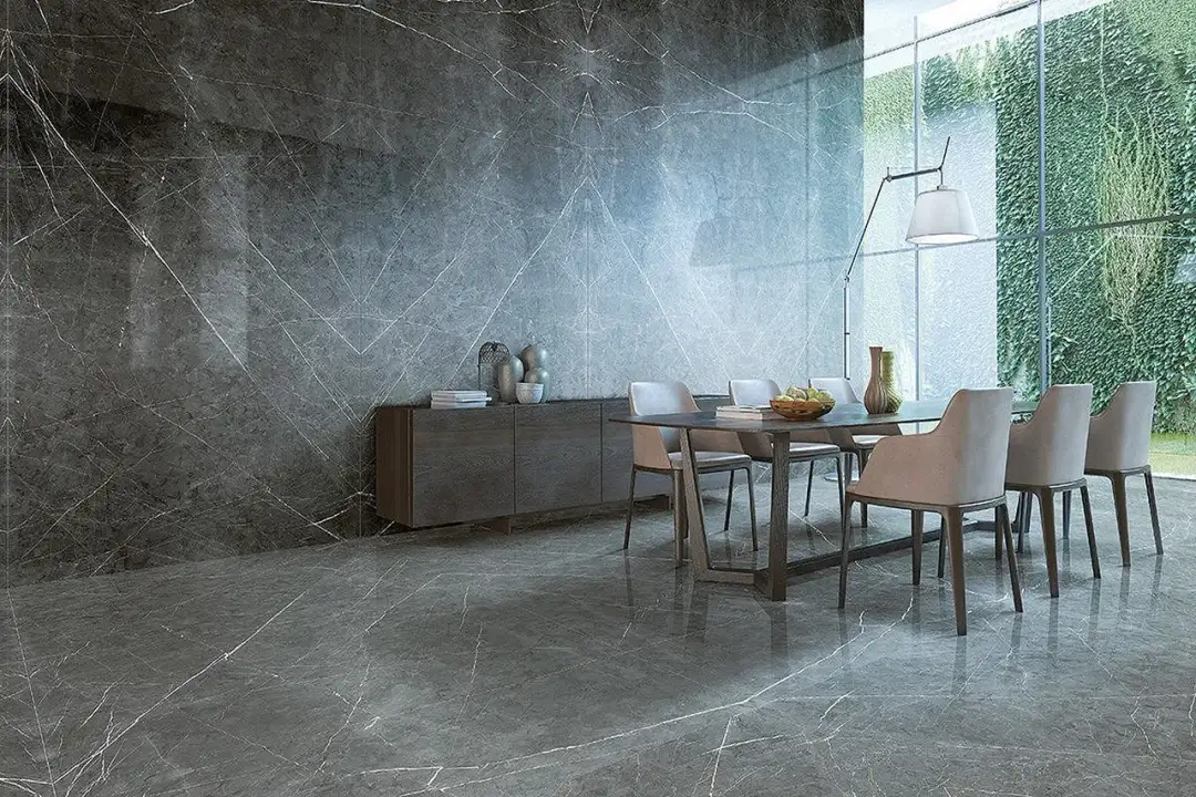 Jak wyczyścić kamień dekoracyjny na ścianie bez uszkodzeń materiału