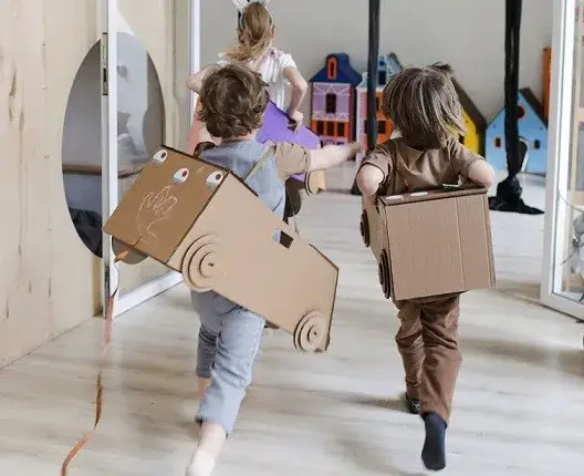 Jak zrobić postacie z kartonu - proste sposoby na kreatywne figurki