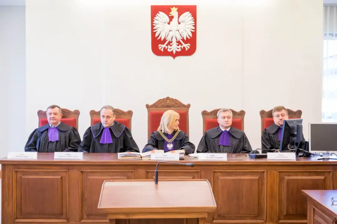 Ile zarabia ławnik? Zaskakujące fakty o wynagrodzeniu w sądzie