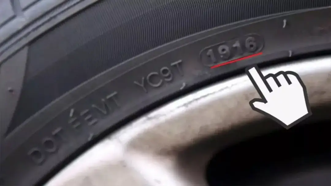 Jak sprawdzić rocznik opony? Kod DOT i bezpieczny wiek opony