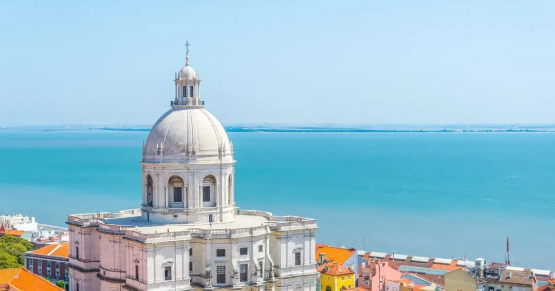Gdzie leży Lizbona? Odkryj jej niezwykłą lokalizację na mapie