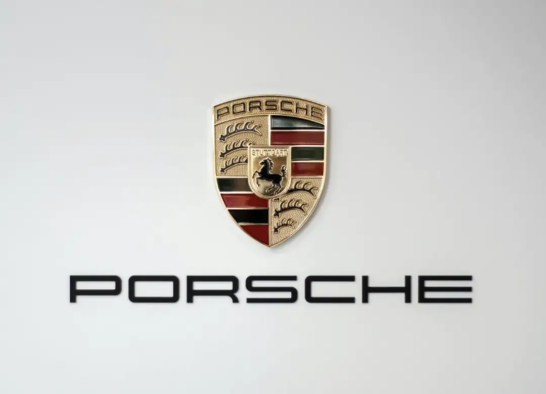 Rozszyfrowujemy logo Porsche – ikona dostępna dla Polaków