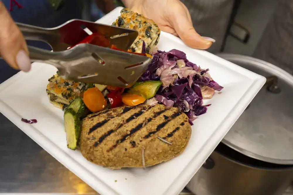 Giumella Roma: la gastronomia vegana a Trastevere. Vale la pena?