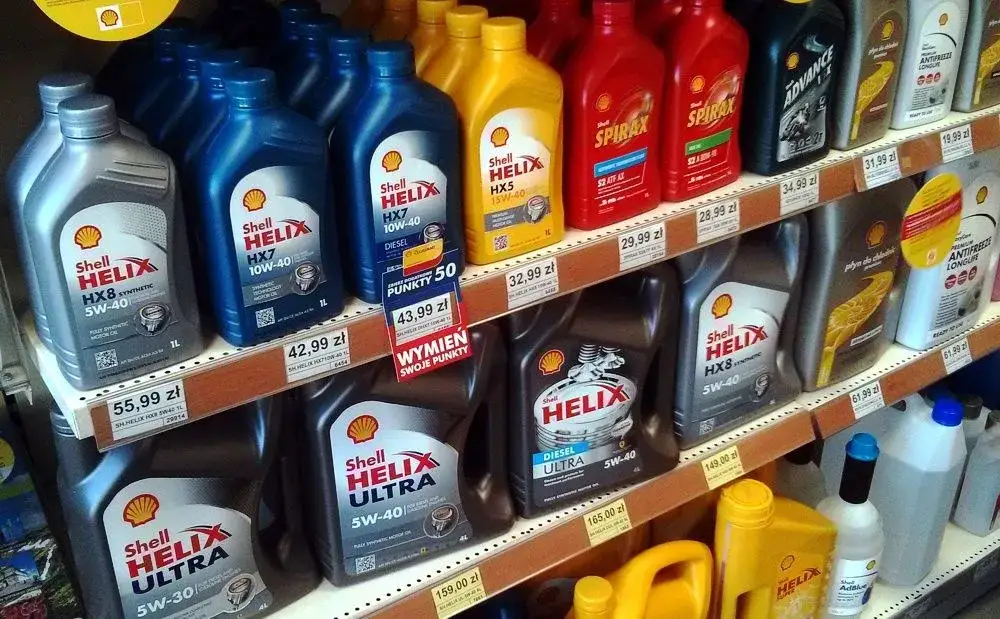 Olej 5W30 do jakich silników? Sprawdź, czy pasuje do Twojego auta