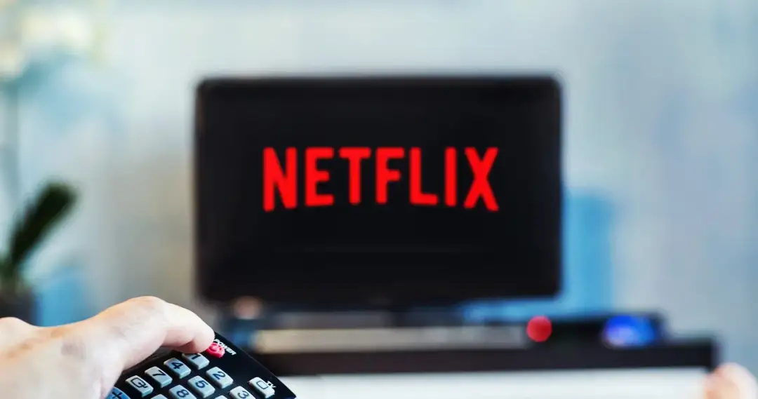 Jak oglądać Netflixa na starym telewizorze bez problemów i kosztów