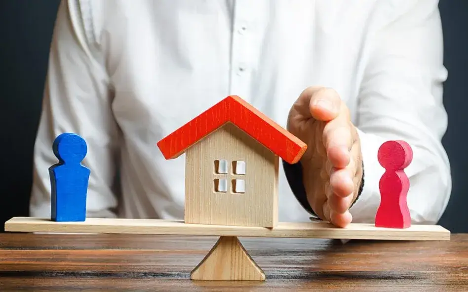 Jak ustalić wartość mieszkania do podatku od spadku i uniknąć błędów