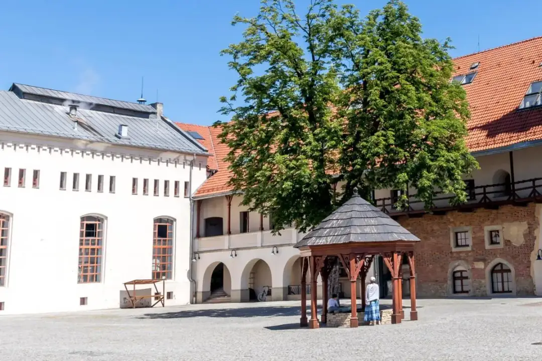 Zamek w Raciborzu: odkryj fascynującą historię i atrakcje turystyczne