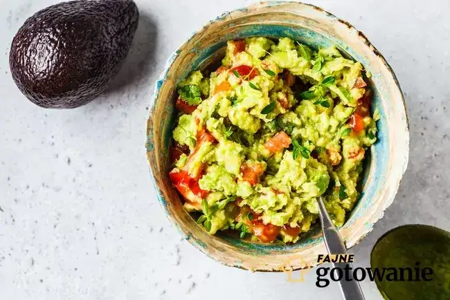 Idealne Guacamole z Pomidorem: Prosty Przepis i Sekrety