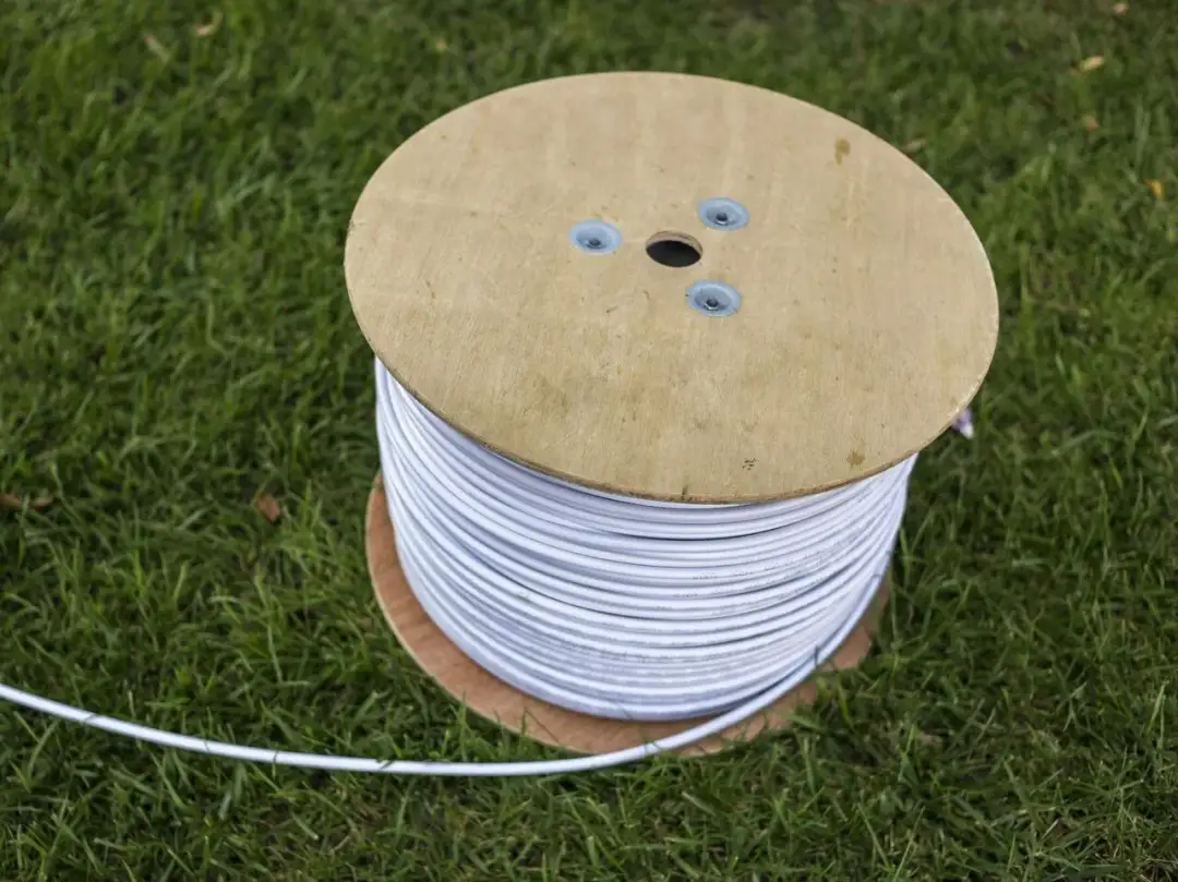 Jaki kabel do agregatu prądotwórczego – uniknij kosztownych błędów