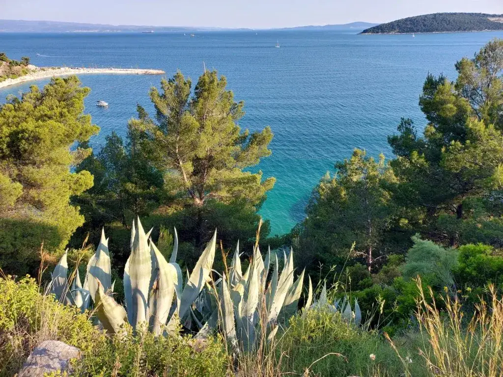 Gdzie rezerwować noclegi w Chorwacji, aby zaoszczędzić i uniknąć pułapek