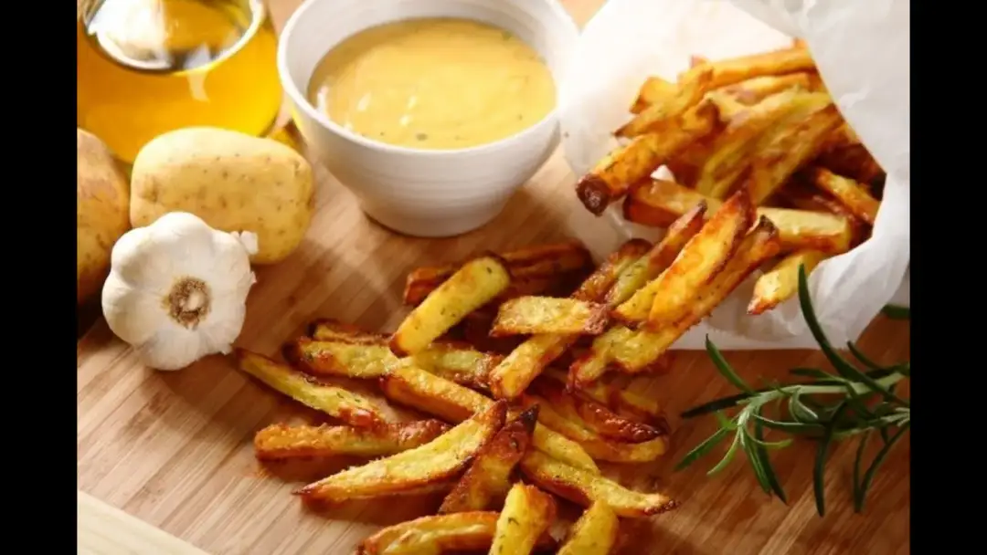 Jak zrobić sos śmietanowy do frytek, który zachwyci Twoje podniebienie