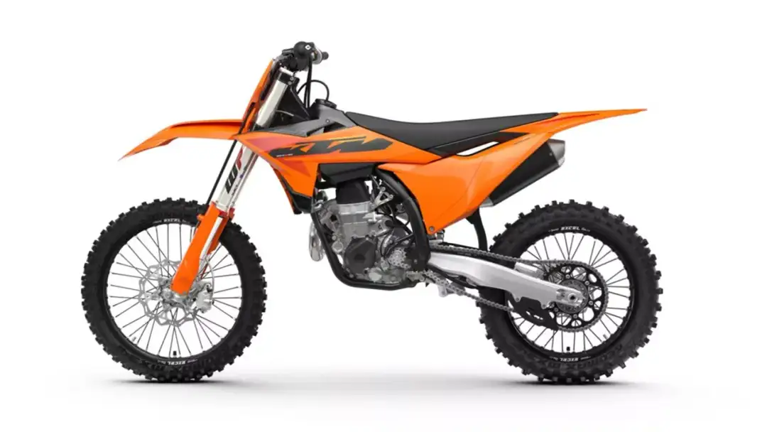 Ktm 450 ile ma koni? Moc silnika i zastosowania różnych modeli