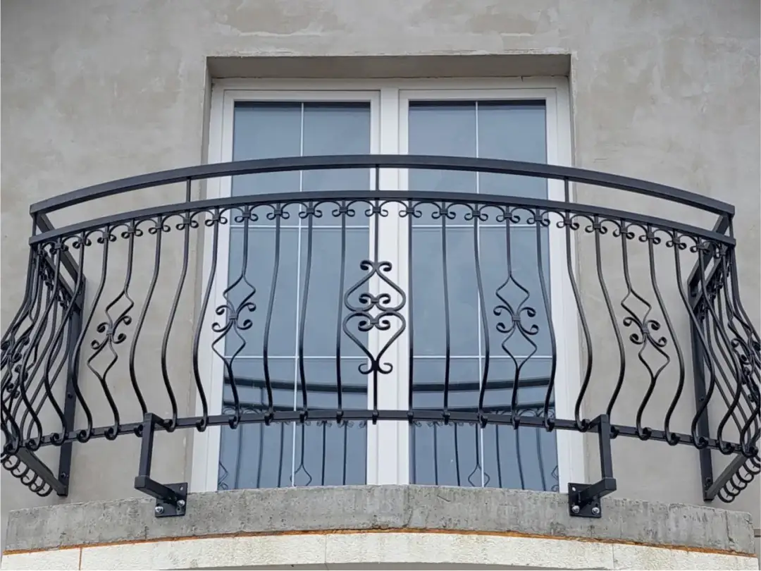 Ile kosztuje balustrada na balkon? Sprawdź ceny i oszczędzaj