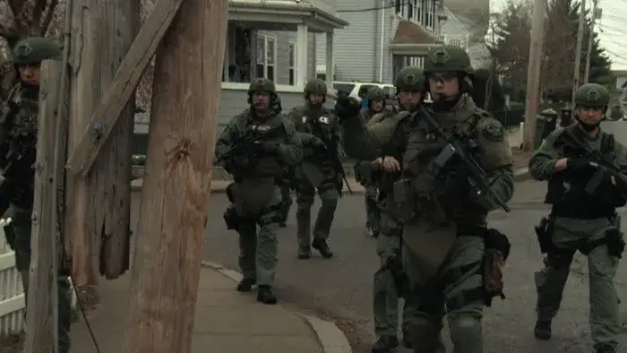 Amerykańska Obława: Sprawa Zamachowców z Maratonu Bostońskiego - recenzja nowego serialu kryminalnego z 2023 roku